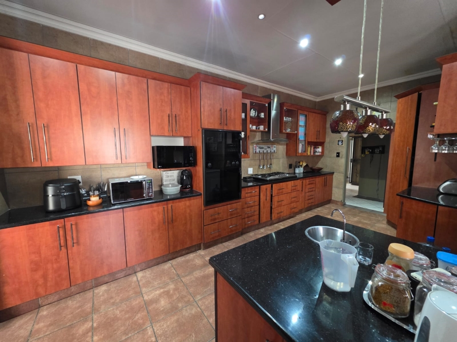 4 Bedroom Property for Sale in Sasolburg Ext 4 Free State